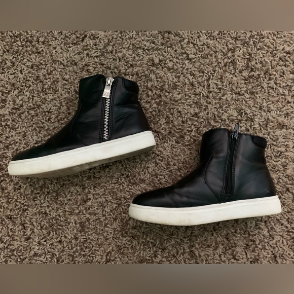Kenneth Cole Black Zipper Ankle BOOTS / High top Sneaker kids size 1 - Picture 1 of 5
